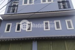 Nhà 2 mặt thoáng. 3 tầng. 8x12m. xe hơi tới cửa. 5 tỷ. cạnh phú mỹ hưng. đường phạm hũu lầu. quận 7