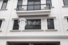 Bán nhà phố liền kề sông hồng tại trâu quỳ giá 8,9 tỷ ngay ngã ba đường siêu rộng.