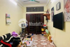 Bán nhà tôn đức thắng 24m2 2.2 tỷ. cực gần phố. 5 tầng ở luôn