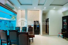 Bán gấp nhà nguyễn văn lộc, 80m2, 4 tầng, mt4.5m, ô tô, kinh doanh