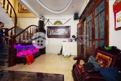 Bán nhà trung tâm yên hòa 35m2 ô tô đỗ cách nhà 10m nhỉnh 4 tỷ.