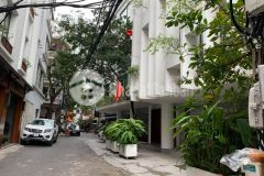 Bán nhà đào tấn, lô góc, 5 tầng, mặt tiền 5.6m, quá đẹp, kd sầm uất 14.8 tỷ, 0703451750.