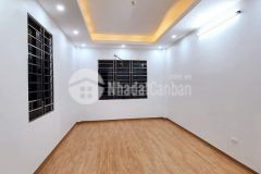 Bán nhà mặt phố đặng tiến đông kinh doanh cực đỉnh dt38m2x5 tầng,mt 3,8m giá 9 tỷ.