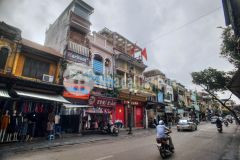 Cho thuê nhà mặt phố hàng ngang dt 168m2. liên hệ 0974089575