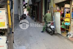 Quá rẻ 2.7 tỷ có nhà 40m trung tâm đống đa ngõ rộng sổ đỏ vuông đẹp.