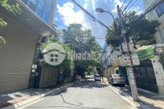 Cho thuê nhà ngõ đặng tiến đông 170m2 x 4 tầng liên hệ 0974089575