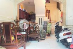 Xã đàn 25m2 5 tầng 2.2 tỷ. 1 bước ra phố. xách đồ vào luôn. 3 gác đỗ ngày đêm