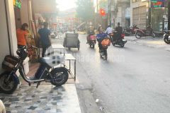 Md211007 bán nhà mặt đường đình đông 76m2 ngang 5m