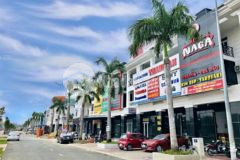 Nhà có dư miếng đất cần bán để xoay sở làm ăn