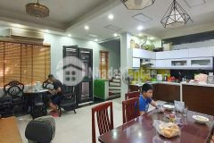 Bán nhà tô vĩnh diện 60m2 5 tầng mặt tiền rộng lô góc