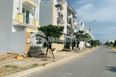 Cần bán lô đất 90m2 đường trần văn giàu bình chánh ngay bệnh viện chợ rẫy 2 gần aeon mall tên lửa