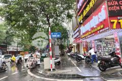 Bán nhà trung liệt, đống đa ôtô, nhà đẹp, nội thất, 68m2x4t, mt 4m, 7.2 tỷ 0975642942