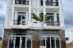 Cần bán căn nhà 1 trệt 2 lầu tại vsip 2 phú chánh, tp mới bình dương