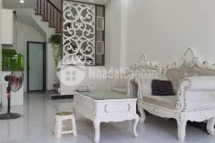 Ban nha cô nhuê trân cung 5 tâng gân đương pham văn đông 3.1ty