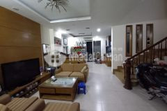 Đúng một bước ra phố 45m23t ngã tư bạch mai chỉ 2.2 tỷ