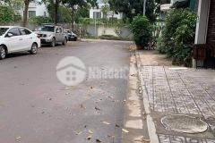 Đất thượng thanh siêu hiếm 140m mặt tiền rộng 12,5m chia tách tốt ô tô vào đát giá nhỉnh 7 tỷ