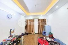 Nhà đẹp ở ngay đường trương định, ngõ nông, gần ô tô, 40m2 x 3 tầng, chỉ 3.1 tỷ.