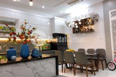 Nhà mới kính koong 3 ngủ ngõ thoáng sạch sẽ ba gác tránh nhau.