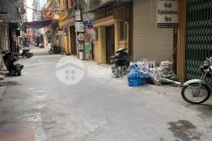 Mua bán nhà trần quốc hoàn,kinh doanh,ôtô,thang máy.8.8 tỷ.