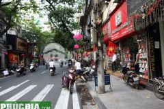 Mặt phố đội cấn, kinh doanh đỉnh, view hồ, 52m2, 16.7 tỷ,