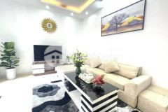 Lê trọng tấn 5 tầng 3.05 tỷ xe bg đỗ cửa vali hành về ở luôn