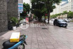 Bán gấp nhà phố võ chí công,oto,kd,dt 60m,5t, mt 5.6m, giá 11.5 tỷ.