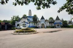 Nhà ngõ 612 lạc long quân, gần công viên hồ tây, 98m2, mặt tiền 5.4m, giá 12.8 tỷ