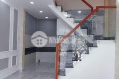 Nhà bán đường trần thủ độ, tân phú, 25m2, 3.2 tỷ. lh zalo 0945563232.