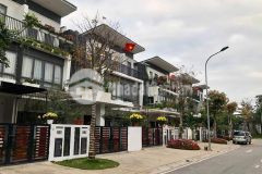 Chính chủ bán biệt thự song lập đầu hồi, gamuda gardens, giá 31 tỷ.