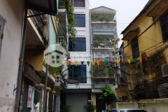 Nhà đẹp ô tô tránh, gara ô tô trong nhà phố hoàng văn thái lô góc 47m2 5 tầng giá 6.8 tỷ