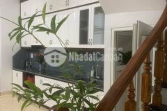 Siêu hiếm. nhà đẹp láng hạ đống đa 45m2x5t ô tô qua. 5.2 tỷ