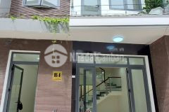 Bán nhà 1t 1l 1,6tỷ shr cách chợ hưng long bc 800m