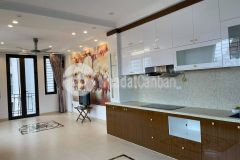 Nhà ngã tư phố tây sơn, chùa bộc, thái hà đống đa, ô tô tránh nhau, 58m2, mt 6m, 14 tỷ