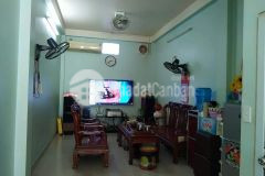 Mặt phố nguyễn văn cừchỉ 10.3 tỷ nhà 4 tầng 45 m2 kinh doanh khủng long biên.