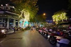 Nhà mặt phố hoàng cầu, 53m2, mt 4.4m, quá đẹp, kinh doanh sầm uất, 21.7 tỷ. 0703451750