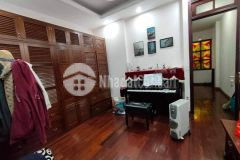 Bán nhà phố nguyễn đức cảnh, nhà mới đẹp, nội thất xịn sò, ô tô đỗ cửa, 40m2 giá 4.6 tỷ.