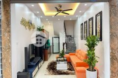 Bán nhà khâm thiên. hạ sốc 400tr. lô góc, 3 gác đỗ cửa, 20m taxi. 23m2 2.25 tỷ