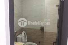 Cần tiền bán gấp nhà 5 tầng mới toanh bát khối long biên 33m2,mặt tiền 3,6m, nhỉnh 2 tỷ