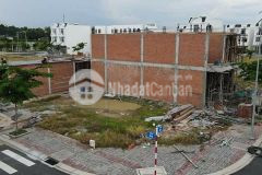 Cần bán lô góc 2 mặt tiền kinh doanh nằm ngay khu nhà ở vietsing phú chánh đường dt 742 đẹp giá rẻ