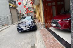 Nhà đẹp thiết kế hiện đại gara ôtô full nội thất nhiều tiện ích long biên.