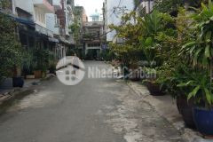 Nhà đẹp tân phú 4,2m x 10.5m, 3 tầng, giá hấp dẫn 4 tỷ.