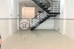 Bán gấp nhà đẹp, ba bước ra đường lớn, năm châu,45 m2,chỉ 4.9 tỷ.