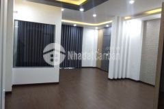 Chính chủ cho thuê nhà nc 1 trệt 4 lầu mặt tiền 84 trần khắc chân p15 q phú nhuận