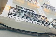 Bán nhà đường nguyễn văn cừ lô góc 10m ra phố 39m2 4t mt5m giá 4 tỷ