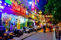 Bán nhà mặt phố hương viên 40m2 mặt tiền 4,6m vỉa hè chỉ 195trm2.