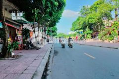 Cần bán nhà mặt phố 7 tầng vũ xuân thiều kd sầm uất 6390 m2. mt 4.5 m. 13 tỷ