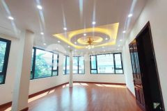 Siêu phẩm thanh xuân chỉ 10 tỷ ngõ đẹp nhà mới thang máy ô tô 61m2 x 5 tầng.lh0984285667.