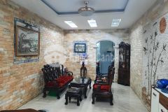 Nhỉnh 80trm 2 nhà phố gia thuỵ ngõ ô tô 16 chỗ đầu tư cho thuê cực tốt.