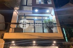 30m ra mt lạc long quân, tb, 50m2, 4 tầng, nhà mới, giá 6,5 tỷ