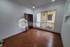 Nhỉnh 9 tỷ có ngay nhà mặt phố ngọc lâm kinh doanh vô đối dt85m, mt6.6m, lh 0987729335